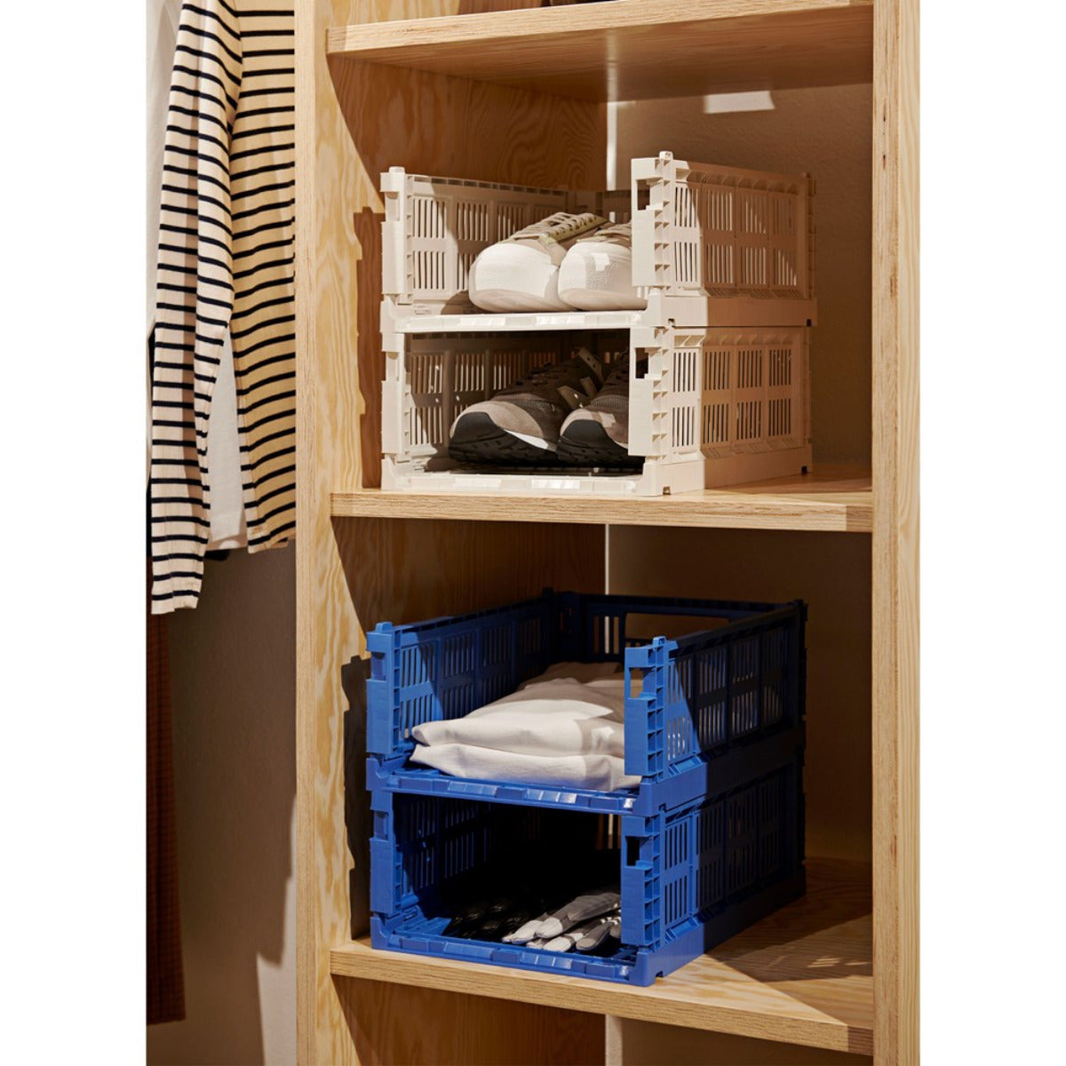 HAY Colour Crate Medium grå förvaringslåda vikbar stapelbar