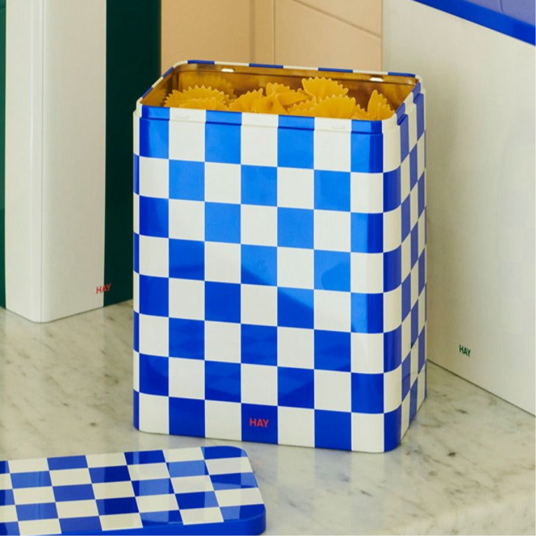 HAY Tin Container Large – Off-white & blå