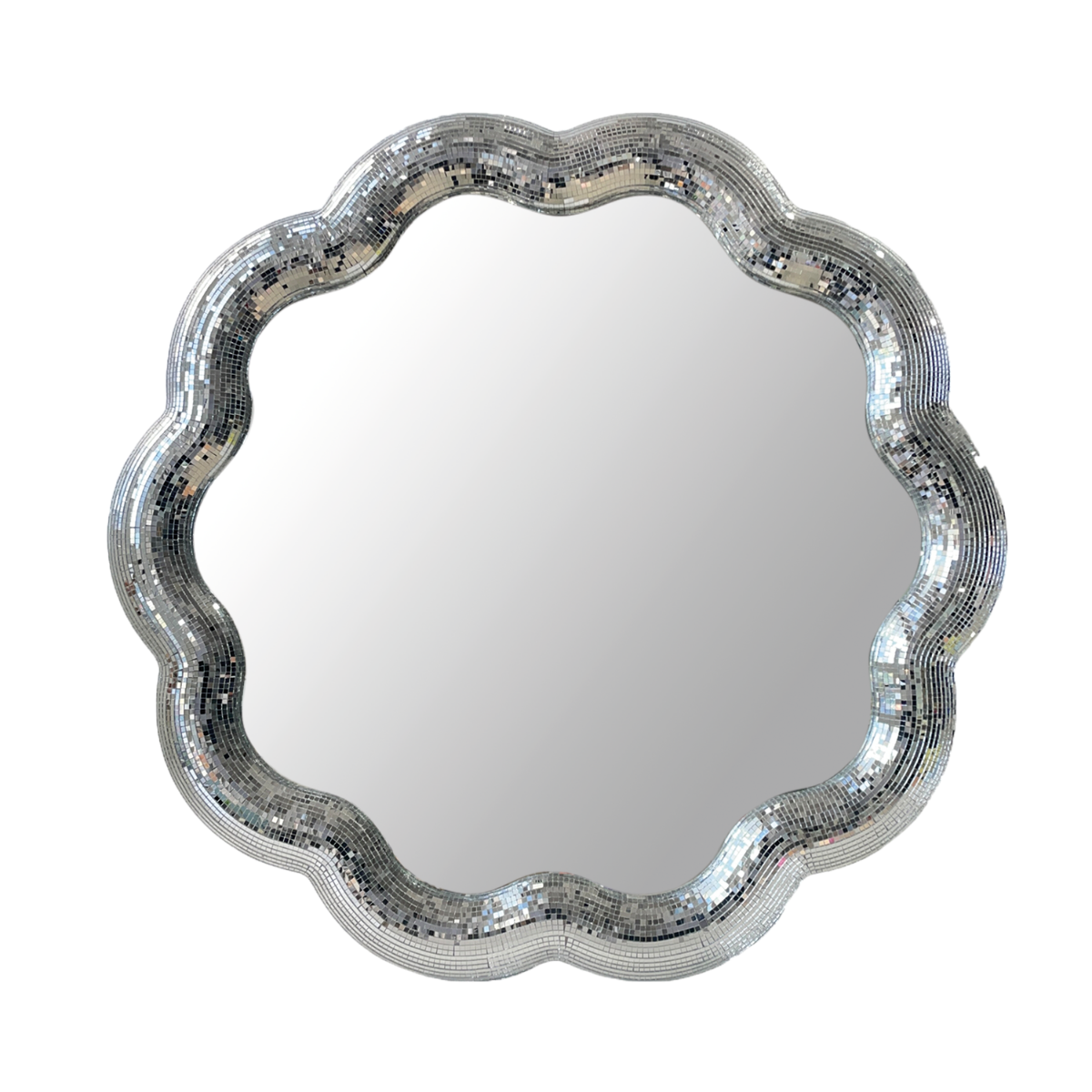rund spegel med vågig kant och spegelmosaik. En spegel som passar till vilken inredningsstil som helst.