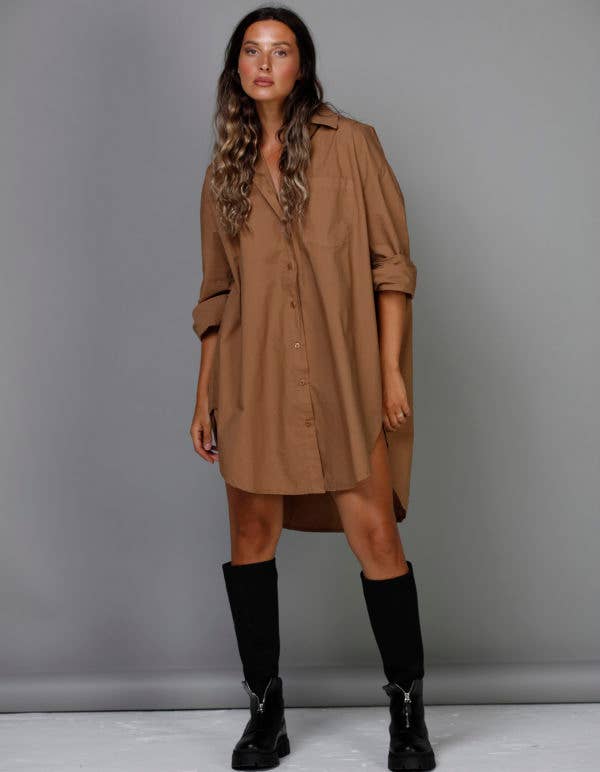 Boyfriend Oversized skjorta i bomull - Tobak