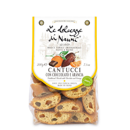 Cantucci är toskanska kakor i världsklass, uppskattade över hela världen. De är helt hantverksmässigt tillverkade för hand, enligt gamla produktionsmetoder som garanterar en mycket hög kvalitet på slutprodukten. Kakorna är krispiga och lätta med en delikat smak, perfekta för att avrunda måltiden med en söt avslutning. De är utsökta tillsammans med te, mjölk, cappuccino eller kaffe. Tillverkade i Italien.