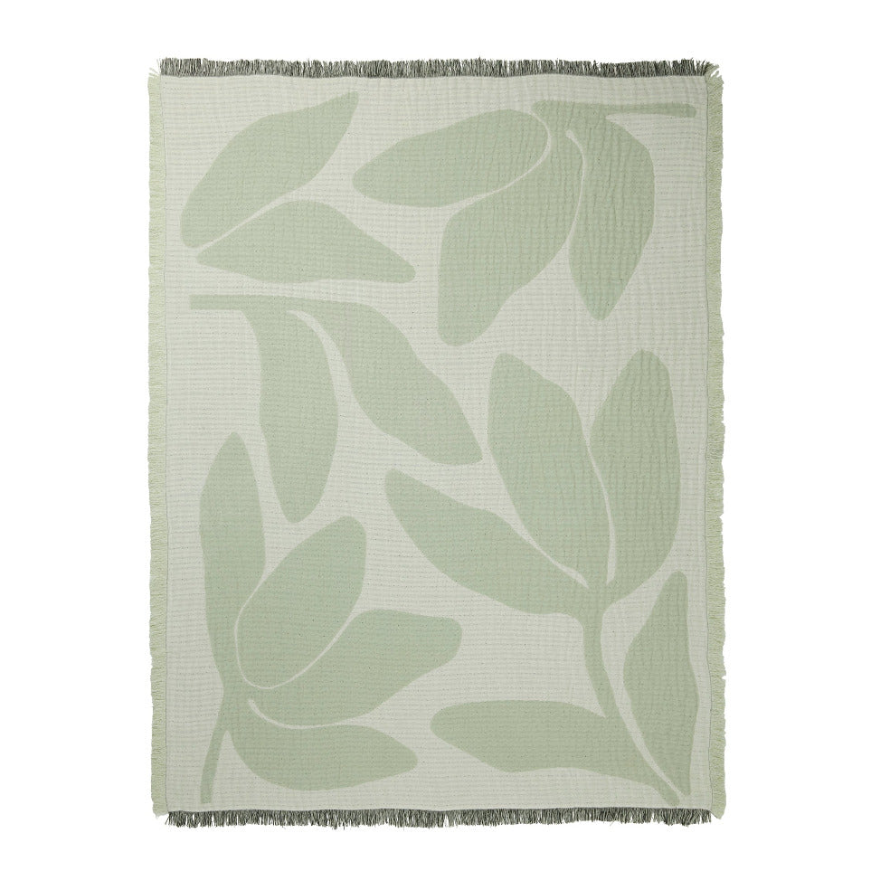 herbert pläd från broste copenhagen herbert throw, Mjuk och härlig pläd i vårens härliga, gröna färg. Svep in dig i dessa mysiga blad eller låt den smycka soffa, säng eller fåtölj. 